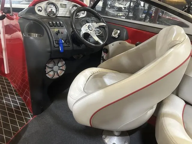 Slide: The Image of Tigé 22Ve 2008 - 15