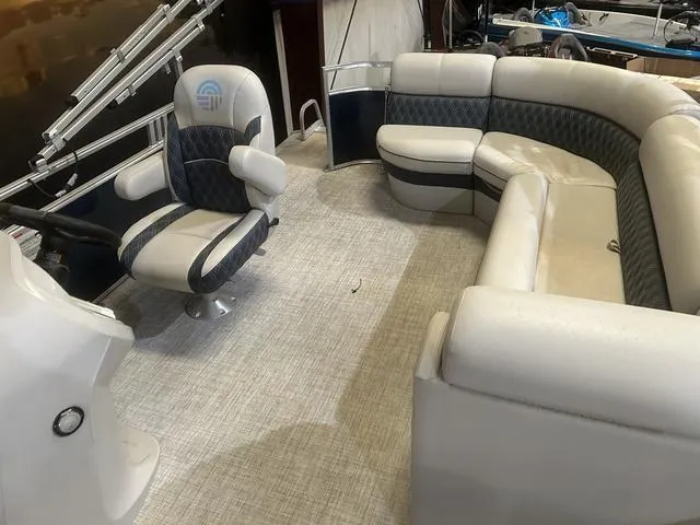 Slide: The Image of NepToon 20TL W/Suzuki 60 2023 - 10