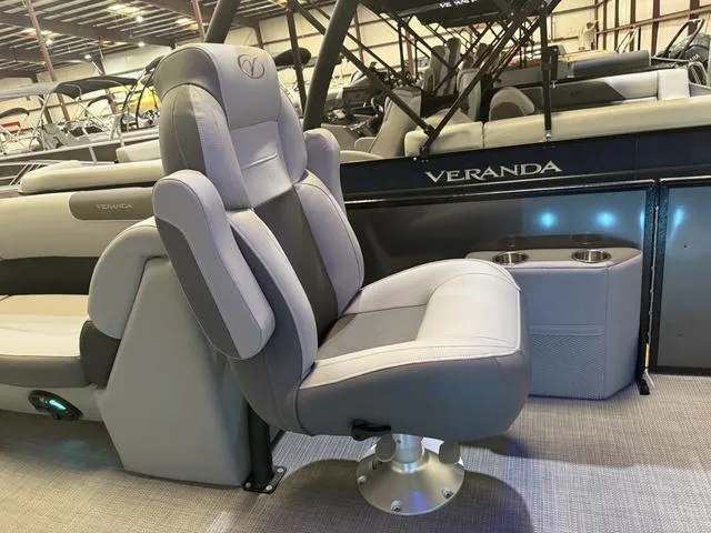 Slide: The Image of Luxury seating on 2025 Veranda Relax VR22RCT pontoon boat with Yamaha 300 engine. - 20