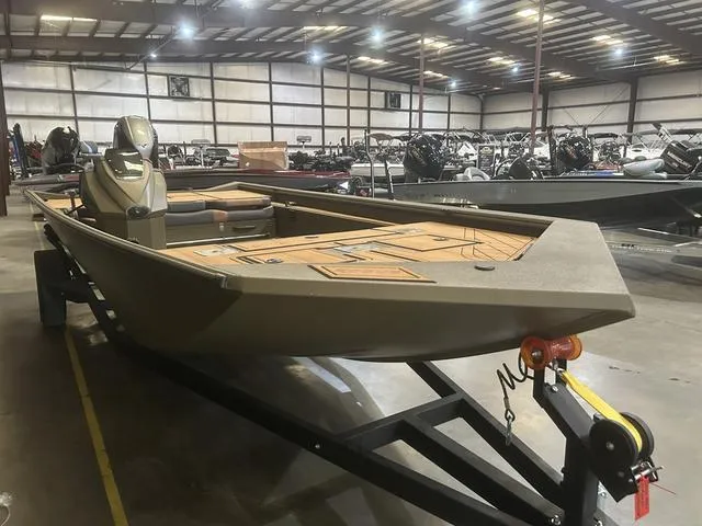 Slide: The Image of Avid Rogue 20 SC W/Yamaha 115 "SHO" 2025 - 5