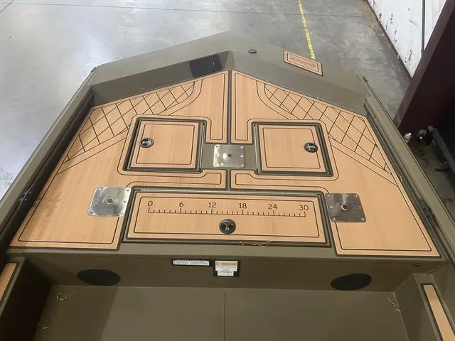 Slide: The Image of Avid Rogue 20 SC W/Yamaha 115 "SHO" 2025 - 9