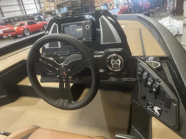 Slide: The Image of Xpress Hyper-Lift Crappie H20C W/Yamaha 17 SHO 2025 - 13