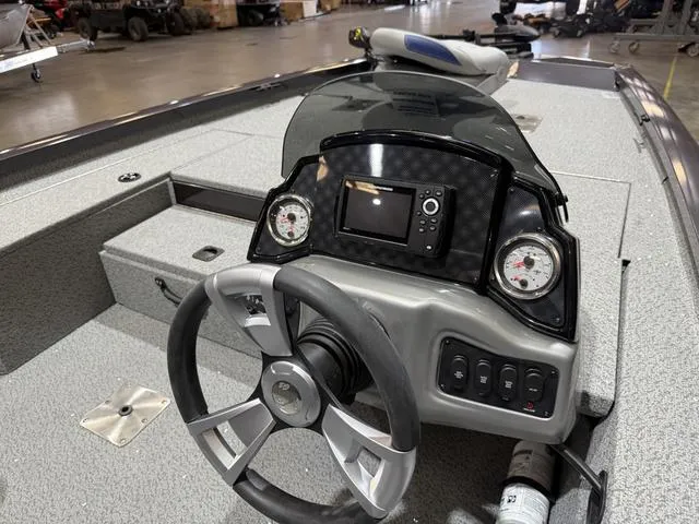 Slide: The Image of G3 Sportsman 1810 PFX W/Yamaha 115 "SHO" 2025 - 15