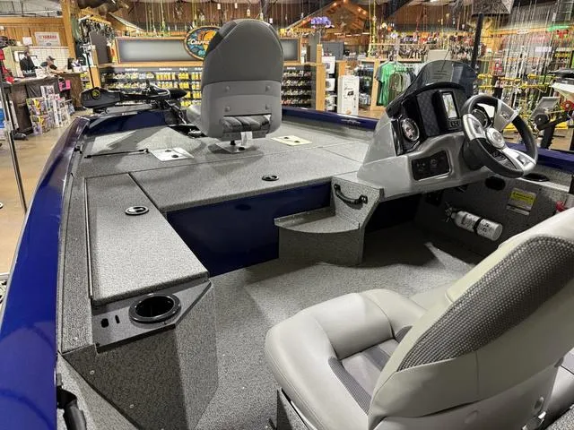 Slide: The Image of G3 Sportsman 1610 W/Yamaha 70 2025 - 10