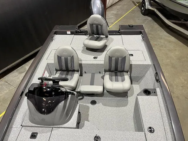 Slide: The Image of G3 Sportsman 1610 Vnl W/Yamaha 70HP 2025 - 12