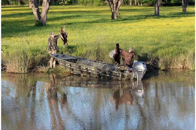 Slide: The Image of War Eagle 548LDV W/Yamaha 40 2015 - 12