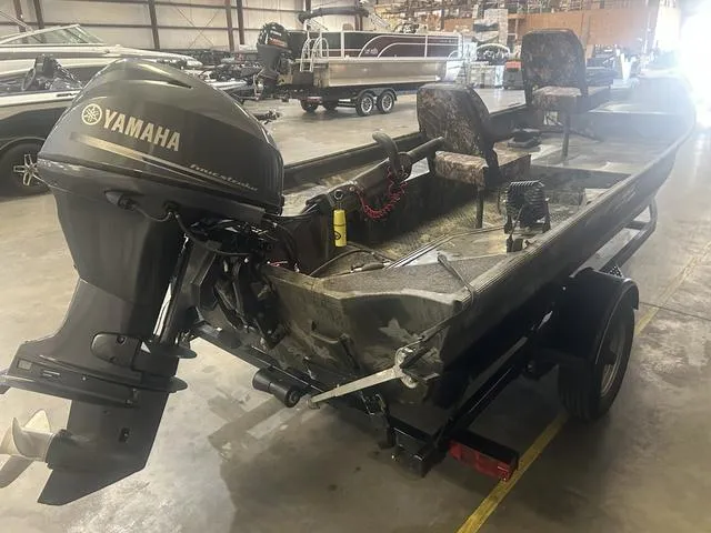 Slide: The Image of War Eagle 548LDV W/Yamaha 40 2015 - 4