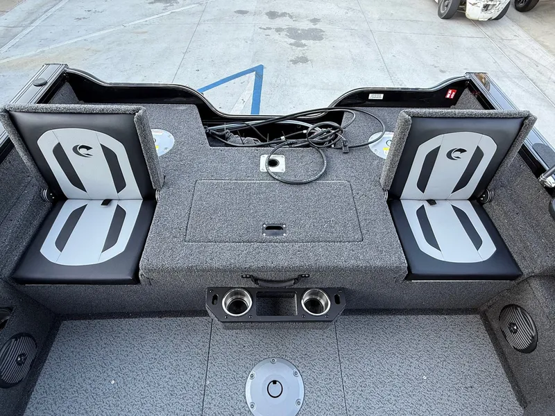 Slide: The Image of Crestliner Fish Hawk 1750 WT w/ 115HP Mercury Pro XS! 2025 - 9