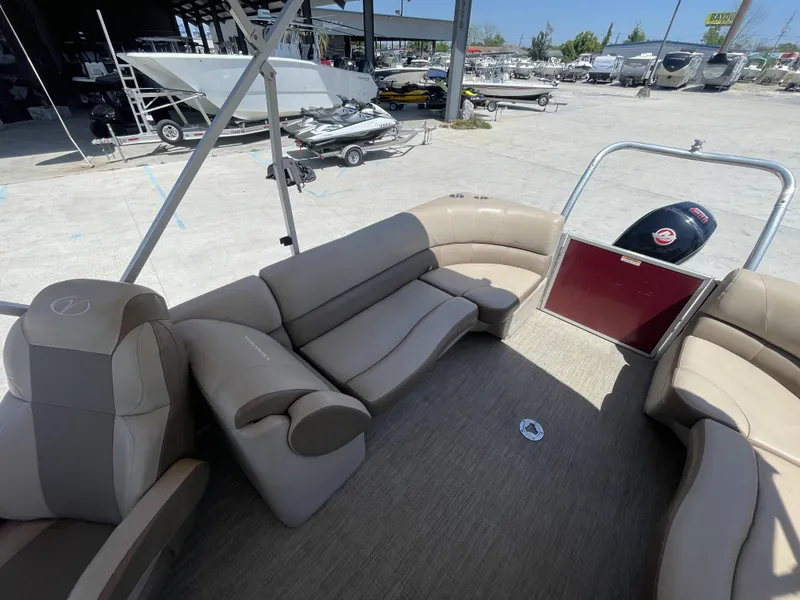 Slide: The Image of Veranda 22 2018 - 5