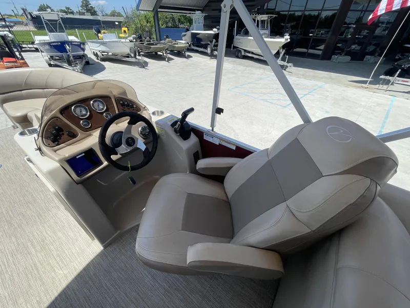 Slide: The Image of Veranda 22 2018 - 9