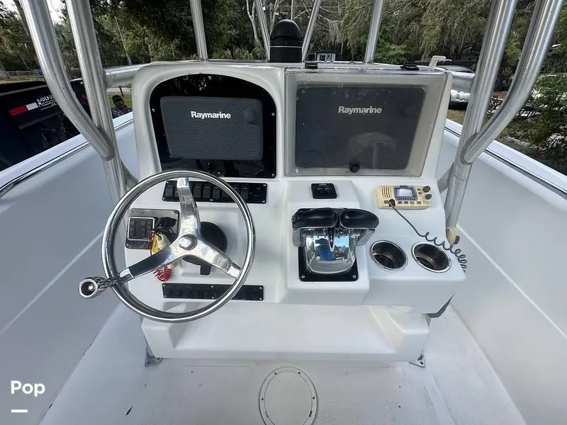 Slide: The Image of 2003 Sailfish 266 for sale in Orlando, FL - 4