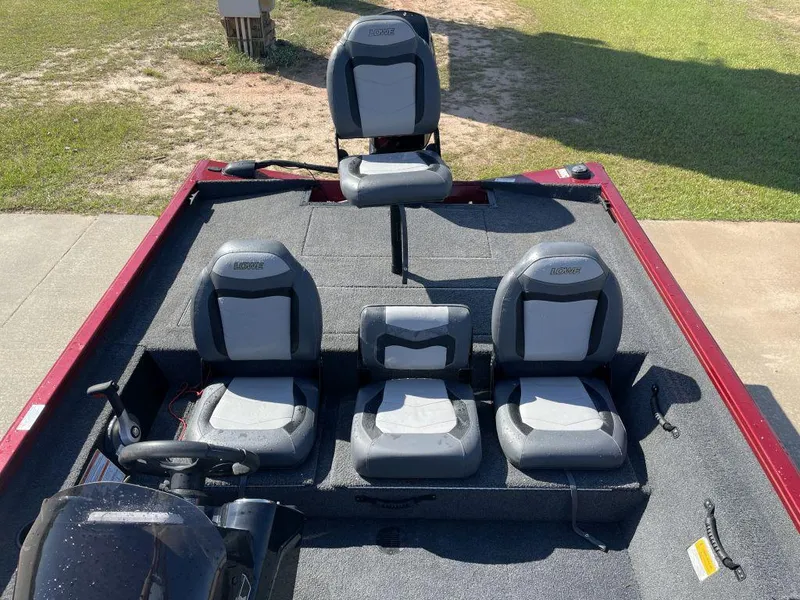 Slide: The Image of Lowe Stinger ST175 2021 - 7