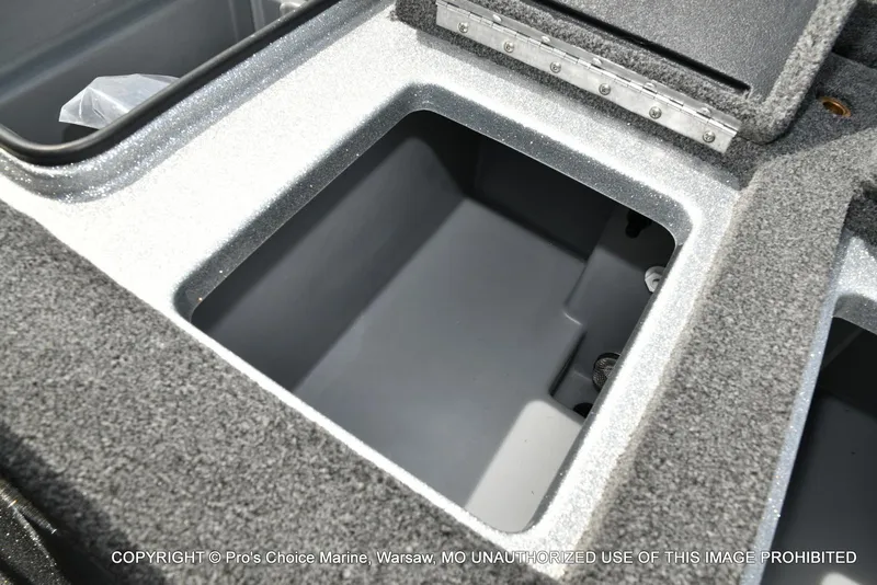 Slide: The Image of Triton 18 TRX w/200 Pro-XS 2024 - 61