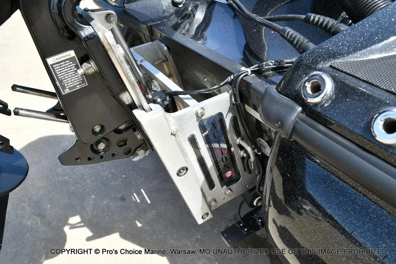 Slide: The Image of Close-up of 2018 Nitro Z19 Pro Pack boat engine mount and components. - 22