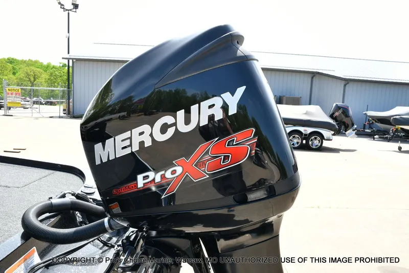 Slide: The Image of Mercury Pro XS outboard motor on 2018 Nitro Z19 Pro Pack boat. - 24