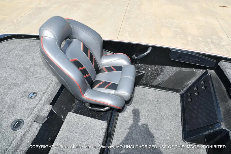 Slide: The Image of 2018 Nitro Z19 Pro Pack boat seat with gray and red accents. - 49