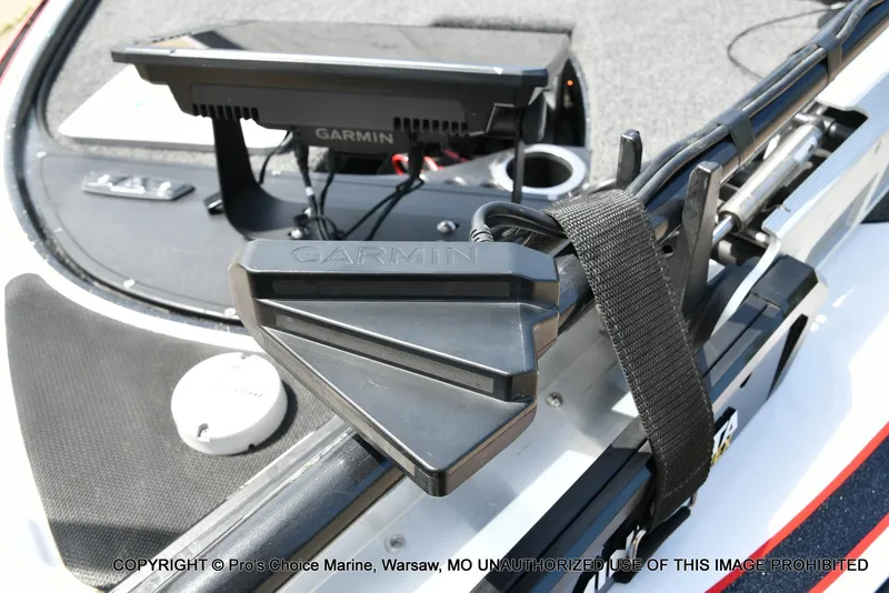 Slide: The Image of 2018 Nitro Z19 Pro Pack with Garmin marine electronics and trolling motor. - 5