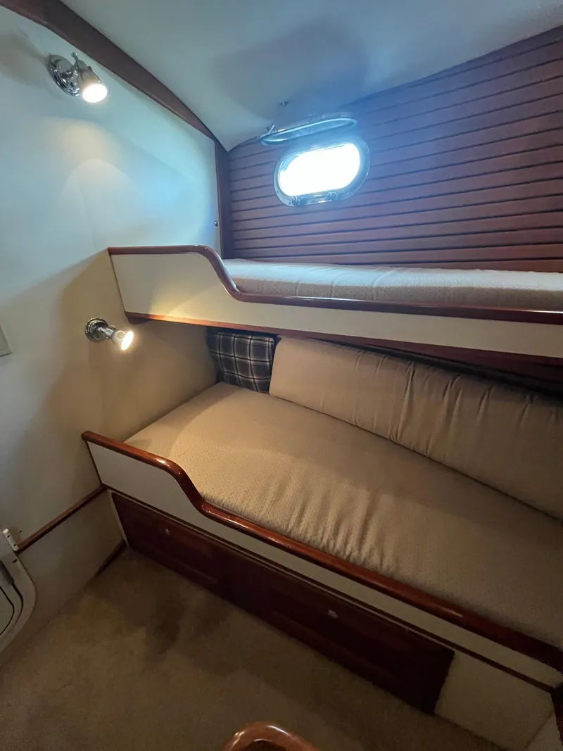 Slide: The Image of Nordhavn 40 2001 - 29