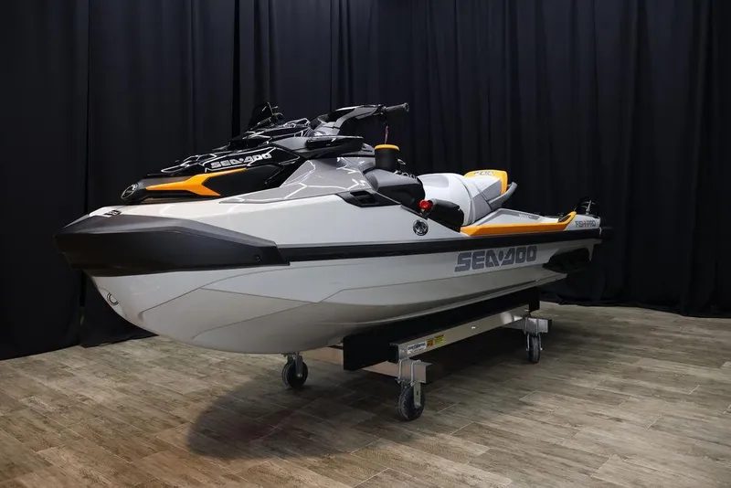 Slide: The Image of Sea-Doo FishPro Trophy 170 2025 - 2