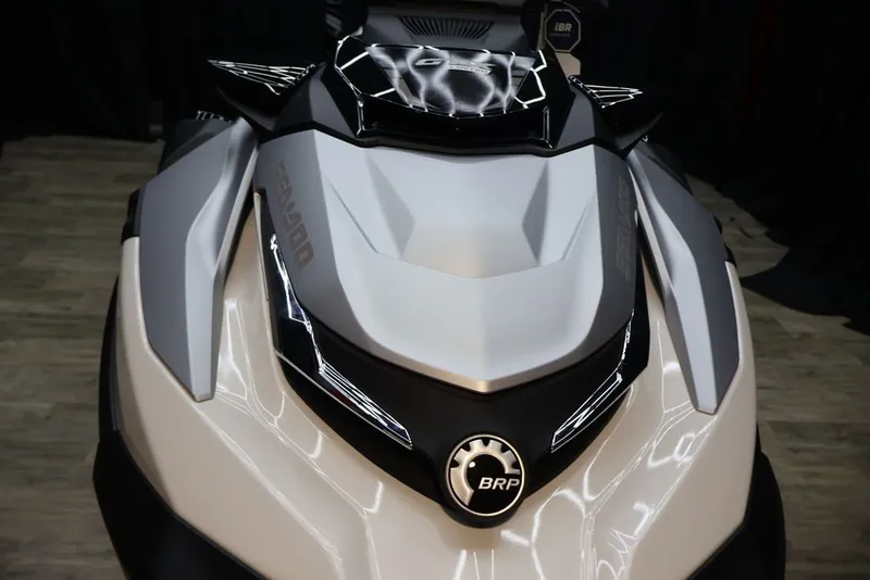 Slide: The Image of Sea-Doo GTX™ Limited 325 White Pearl Premium 2025 - 19
