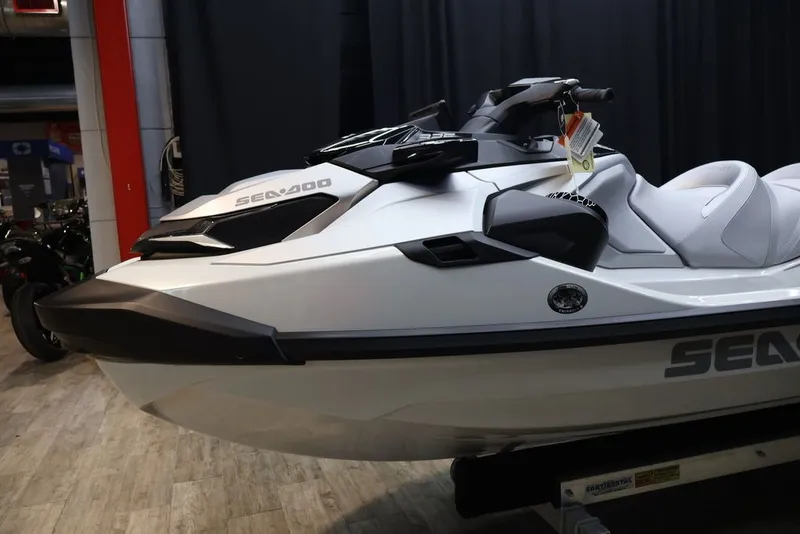 Slide: The Image of Sea-Doo GTX™ Limited 325 White Pearl Premium 2025 - 4