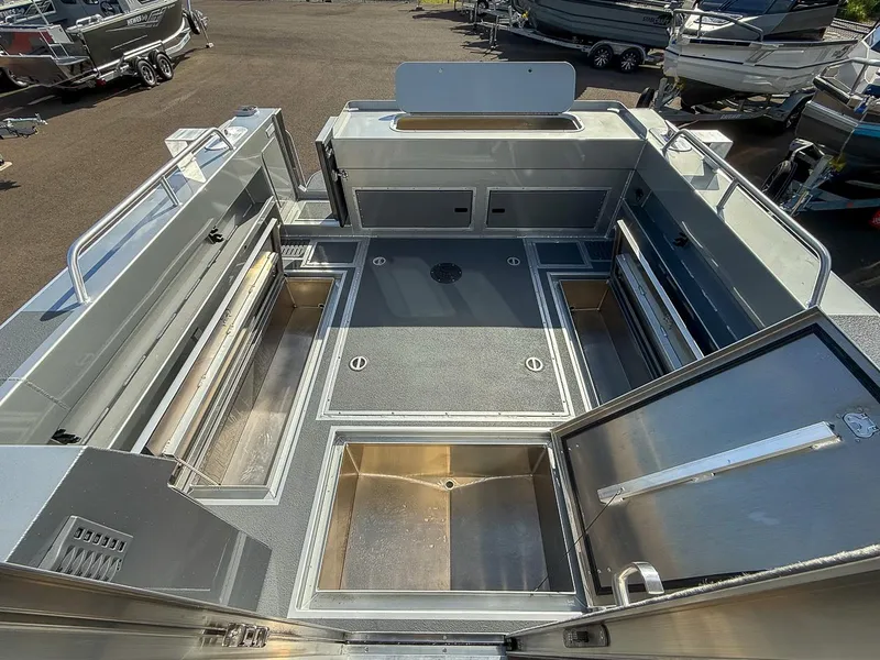 Slide: The Image of North River 2700 SXL WT 2025 - 23