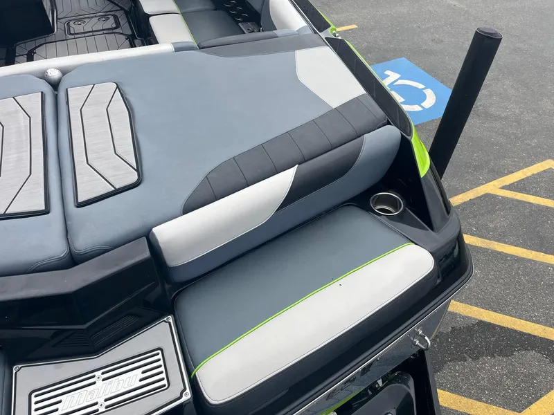 Slide: The Image of Malibu Wakesetter 23 LSV 2018 - 17