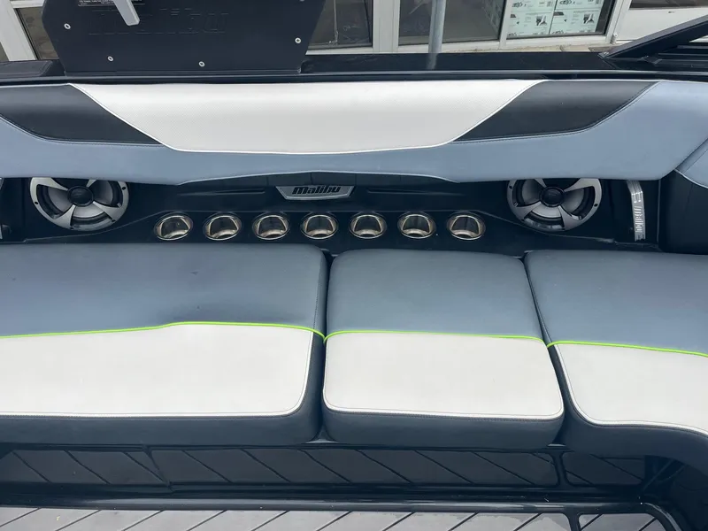 Slide: The Image of Malibu Wakesetter 23 LSV 2018 - 24