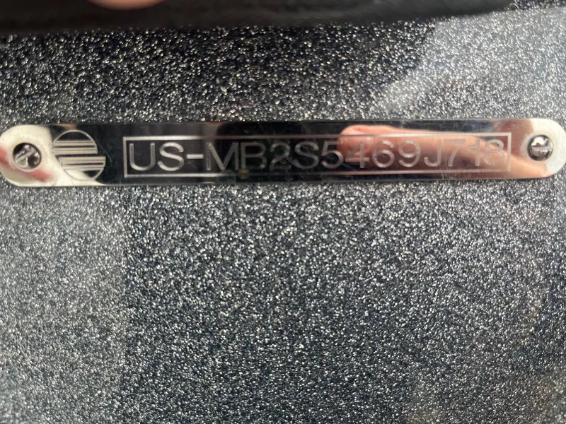 Slide: The Image of Malibu Wakesetter 23 LSV 2018 - 36