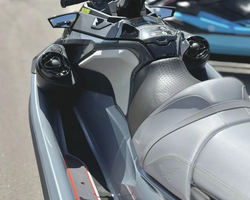 Slide: The Image of Sea-Doo RXT-X 325 2025 - 7