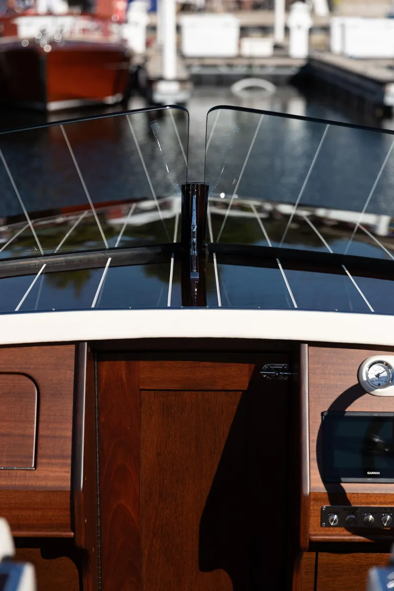 Slide: The Image of Stancraft 260 Geneva Edition 2025 - 7