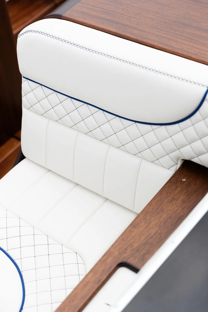 Slide: The Image of Stancraft 260 Geneva Edition 2025 - 21