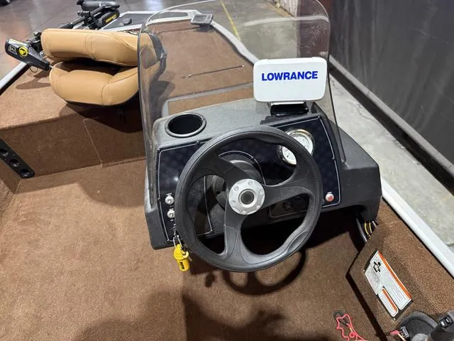 Slide: The Image of 2018 Tracker BASS TRACKER® 40th Anniversary Heritage Edition boat console with Lowrance system. - 11