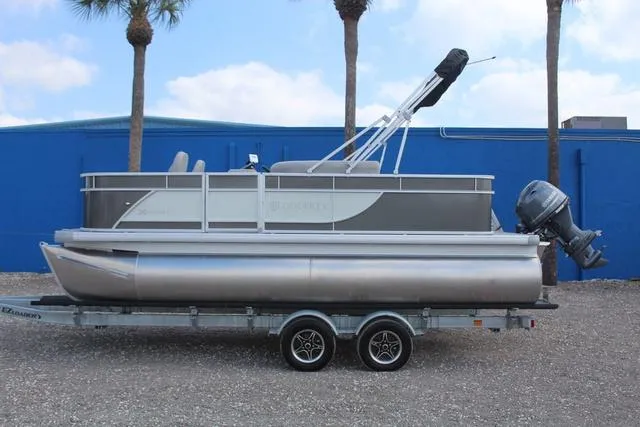 Slide: The Image of Godfrey Xperience 1886 FX 2025 - 7