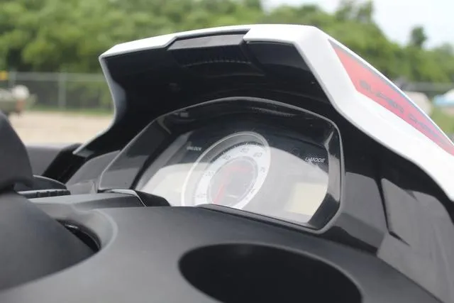 Slide: The Image of Yamaha FX SVHO 2018 - 3