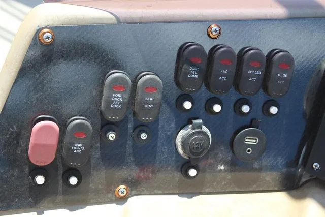 Slide: The Image of Aloha 26' Paradise Arch Sport Tower L Group Seating 2019 - 20