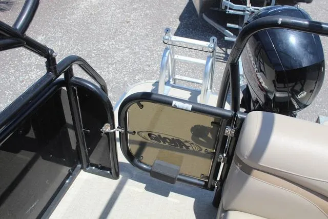 Slide: The Image of Aloha 26' Paradise Arch Sport Tower L Group Seating 2019 - 25