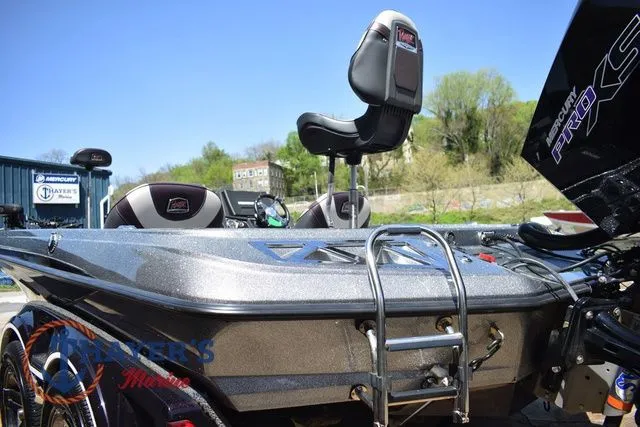 Slide: The Image of Ranger Z521L 2019 - 12