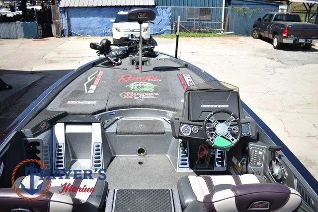 Slide: The Image of Ranger Z521L 2019 - 15