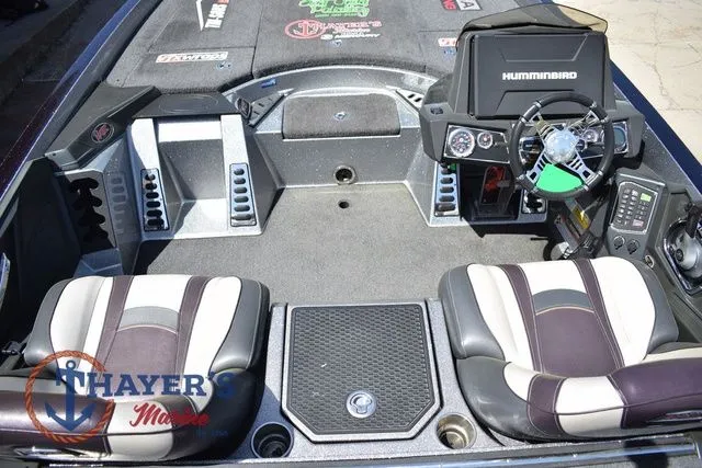 Slide: The Image of Ranger Z521L 2019 - 16