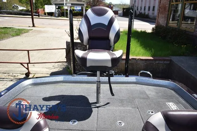 Slide: The Image of Ranger Z521L 2019 - 35