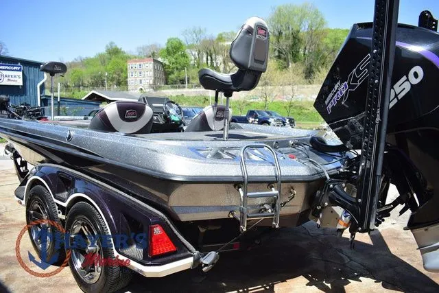 Slide: The Image of Ranger Z521L 2019 - 4