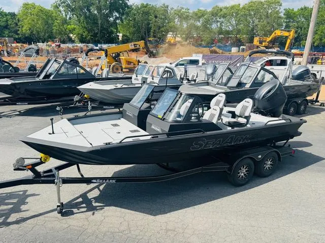 The Image of SeaArk Protege 200 2026 - 1