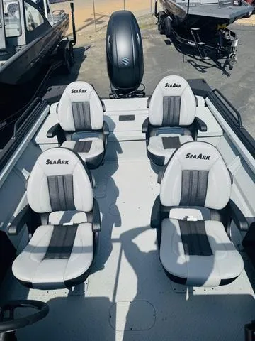 Slide: The Image of SeaArk Protege 200 2026 - 8