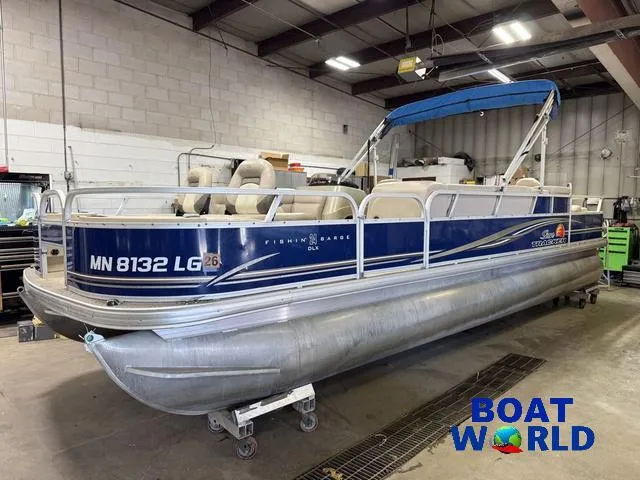 Slide: The Image of 2014 Sun Tracker 24' Fishin Barge Pontoon with Mercury 150HP in a warehouse. - 40