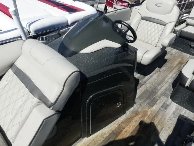 Slide: The Image of Crest Savannah 250 SLS 2018 - 7