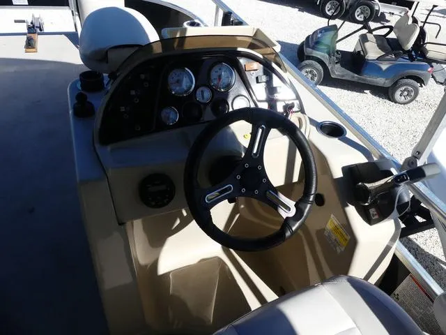 Slide: The Image of SunChaser 8522 Cruise 2017 - 13