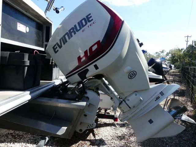 Slide: The Image of SunChaser 8522 Cruise 2017 - 6