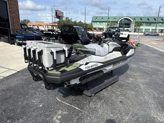 Slide: The Image of Sea-Doo PWC FISHP AP 300 AUD GY IBR IDF 25 2025 - 7