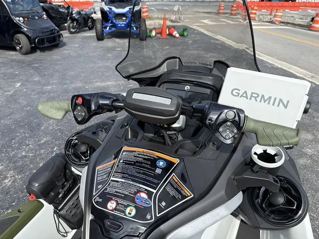 Slide: The Image of Sea-Doo PWC FISHP AP 300 AUD GY IBR IDF 25 2025 - 8